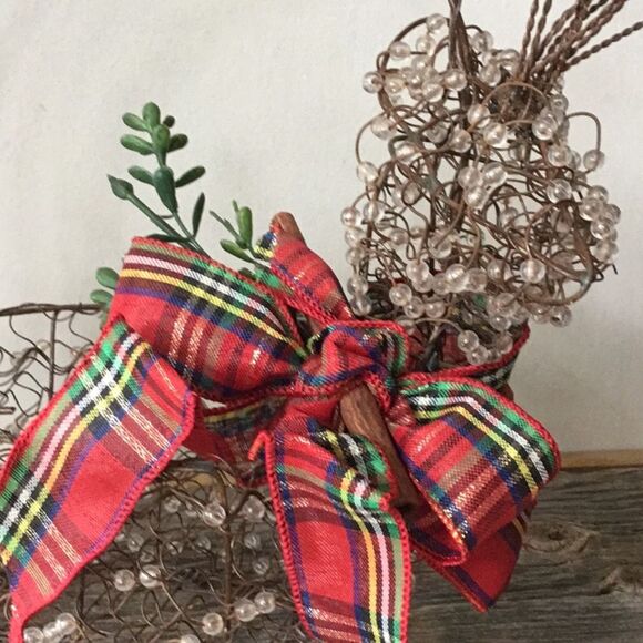 Reindeer Christmas oval basket with handle gift basket decor decoration rustic - Picture 3 of 6